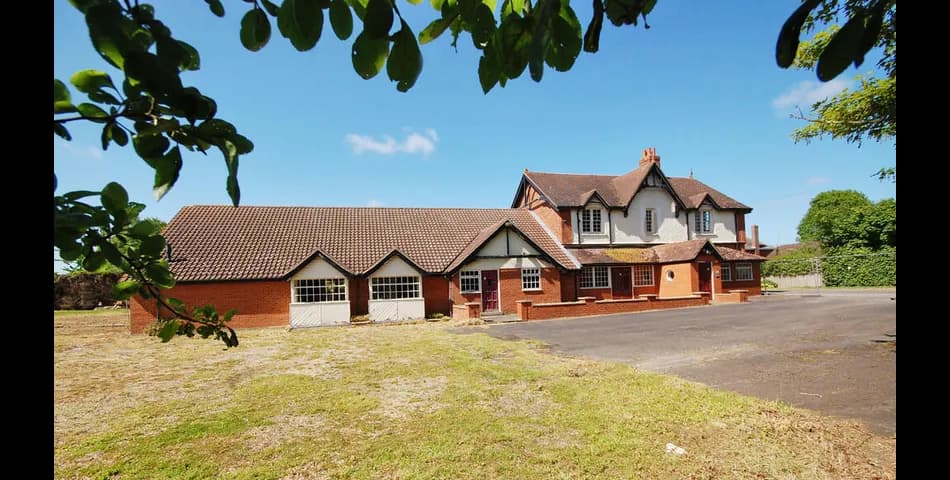 Property Image 0
